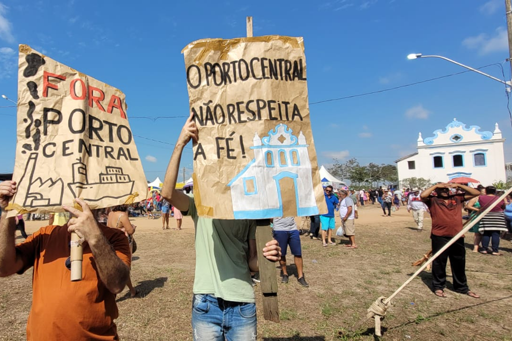 protesto_porto_central_romaria_2023_campanha_nem_um_poco_a_mais